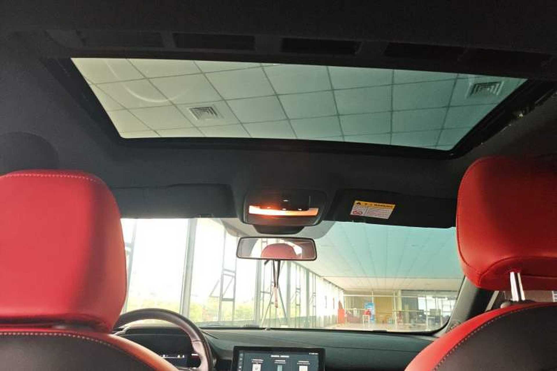 Used MG 5 2021 300TGI DCT Elegant Luxury Edition Headliner