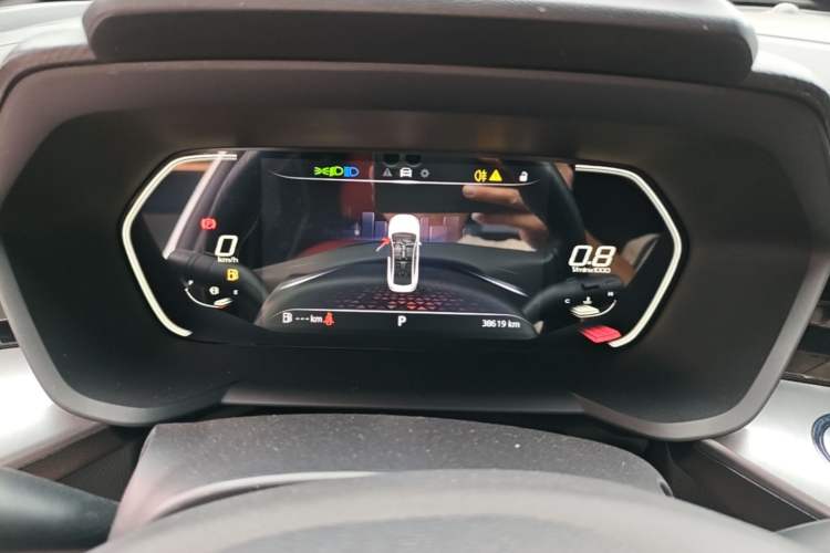 Used MG 5 2021 Revised Version 180 DVVT CVT Youth Luxury Edition Instrument Cluster