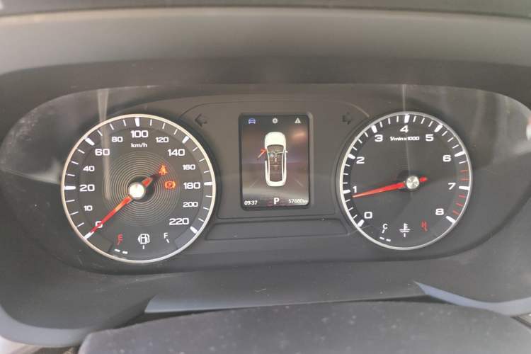 Used MG 5 2021 Revised Version 180 DVVT CVT Youth Luxury Edition Instrument Cluster
