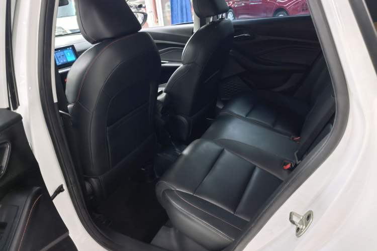 Used MG 5 2021 180 DVVT CVT Youth Luxury Edition Interior 1