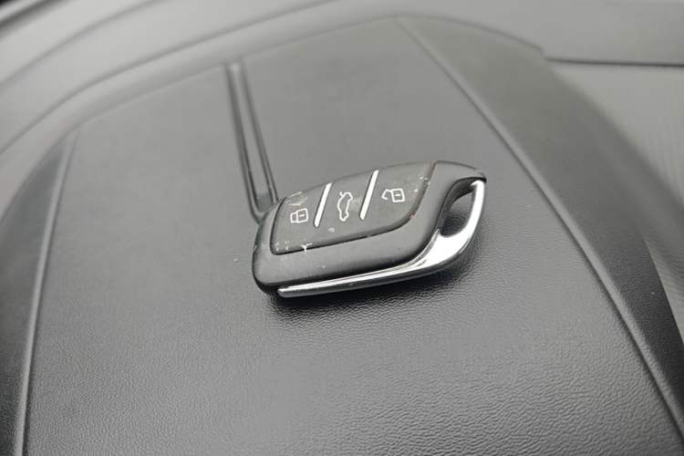 Used MG 5 2021 180 DVVT CVT Youth Luxury Edition Interior 1
