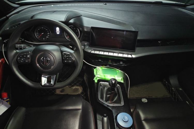 Used MG 5 2021 180 DVVT Manual Youth Luxury Edition Interior 2