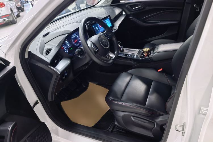 Used MG 5 2021 180 DVVT CVT Youth Luxury Edition Interior 2