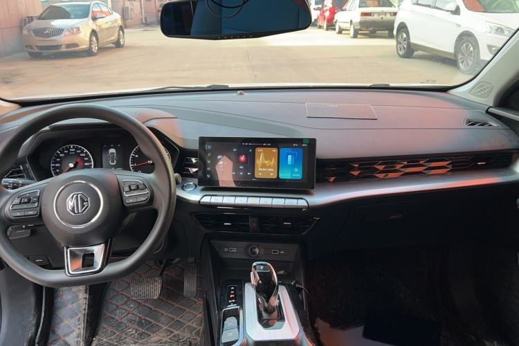 Used MG 5 2021 300TGI DCT Elegant & Trendy Edition Interior 3