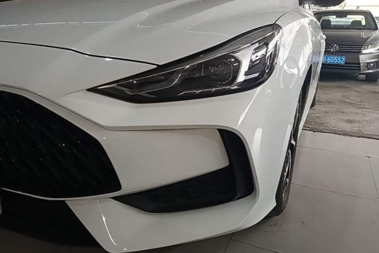 Used MG 5 2021 Revised 300TGI DCT Qingshè Luxurious Enjoyment Edition Left Front Headlight