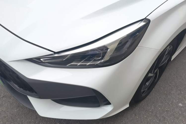 Used MG 5 2021 Revised 300TGI DCT Elegant Luxury Flagship Edition Left Front Headlight