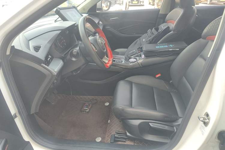 Used MG 5 2021 180 DVVT CVT Youthful Style Edition Left Front Seat