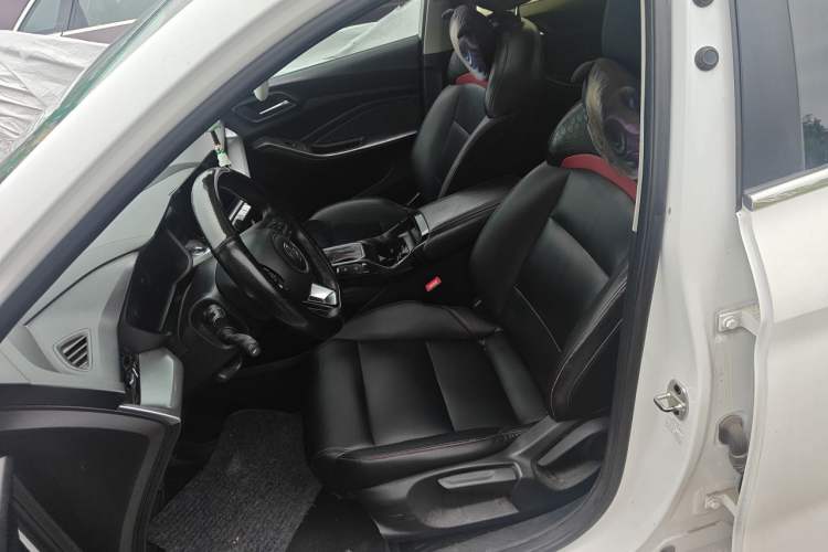 Used MG 5 2021 180 DVVT CVT Youth Luxury Edition Left Front Seat