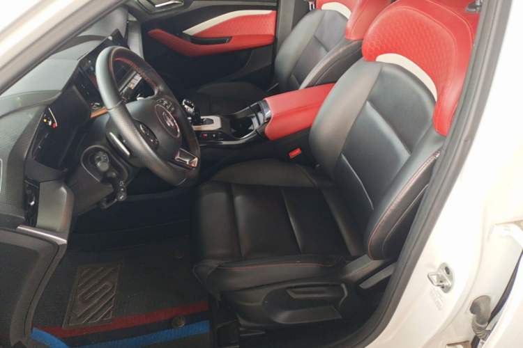 Used MG 5 2021 Revised 300TGI DCT Qingshè Luxurious Enjoyment Edition Left Front Seat