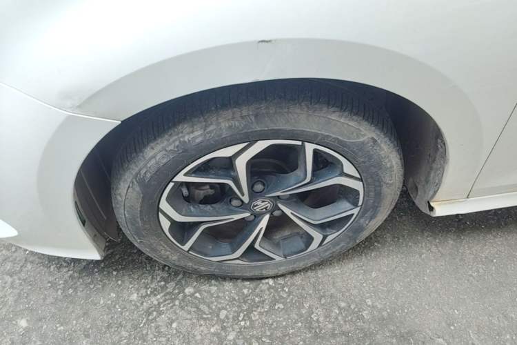 Used MG 5 2021 180 DVVT CVT Youth Luxury Edition Left Front Wheel Hub