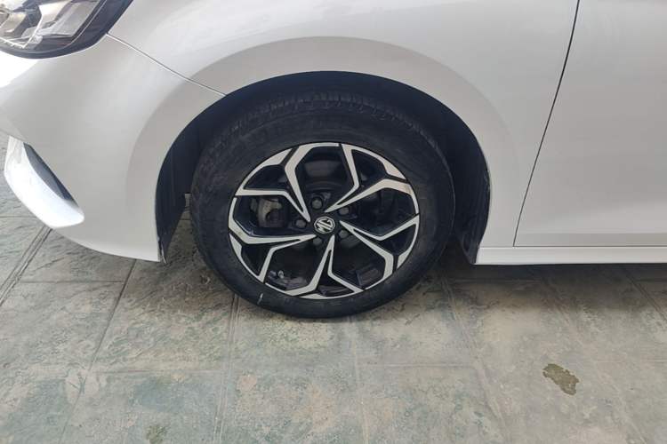Used MG 5 2021 180 DVVT CVT Youthful Style Edition Left Front Wheel Hub