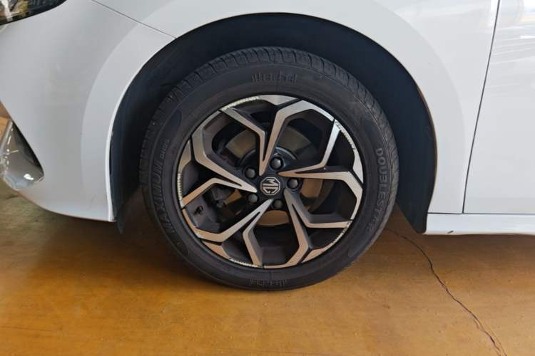 Used MG 5 2021 180 DVVT Manual Youth Luxury Edition Left Front Wheel Hub