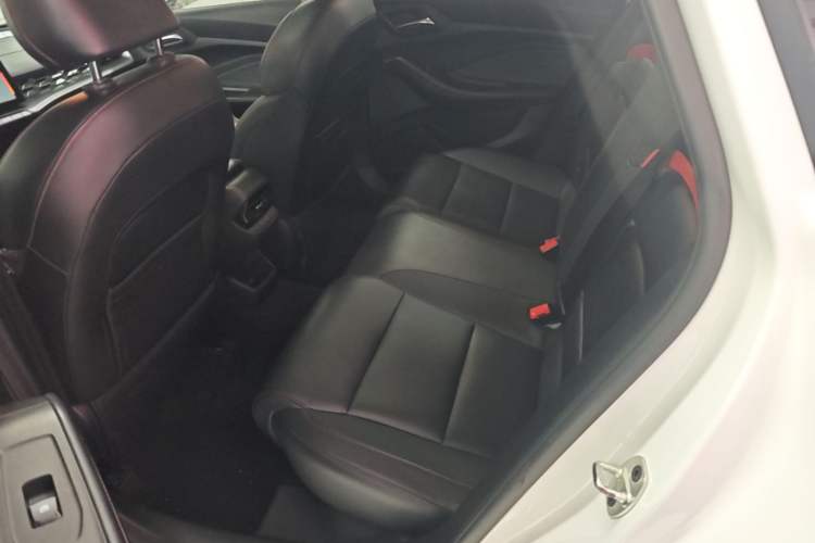 Used MG 5 2021 180 DVVT CVT Youth Luxury Edition Left Rear Seat