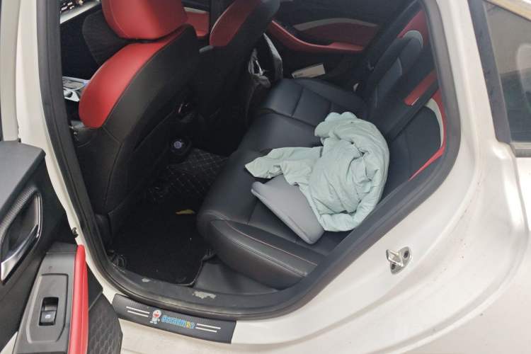 Used MG 5 2021 Revised Version 180 DVVT CVT Youth Luxury Edition Left Rear Seat