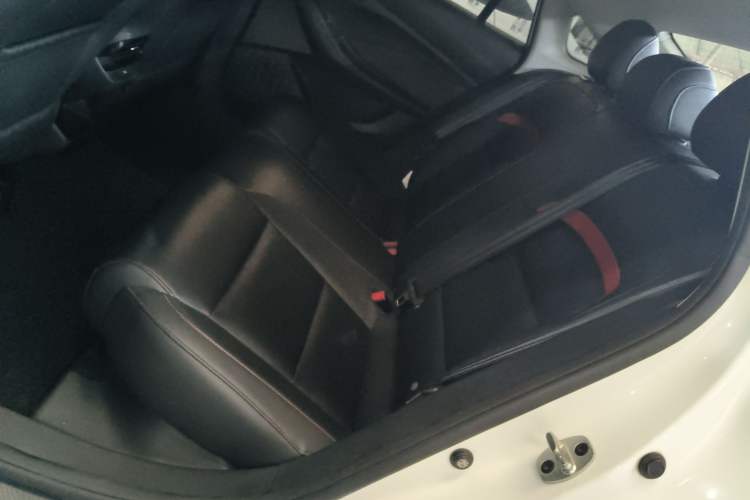 Used MG 5 2021 180 DVVT CVT Youth Luxury Edition Left Rear Seat