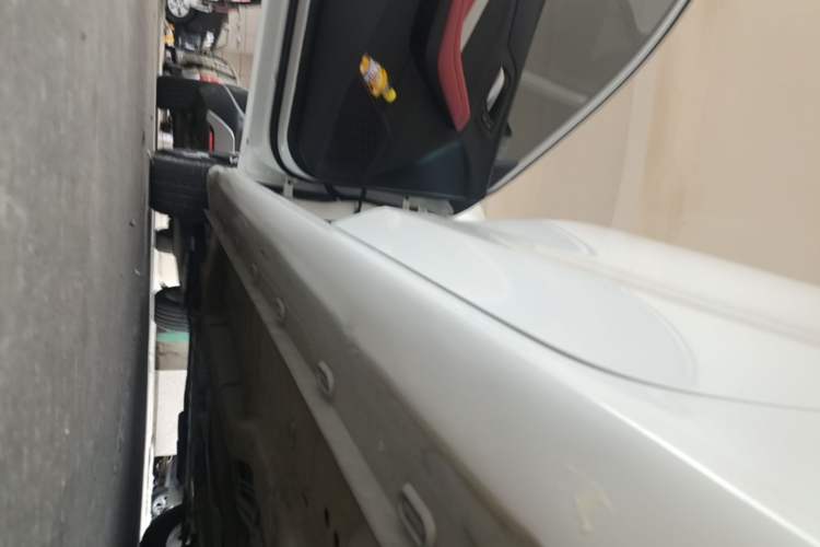 Used MG 5 2021 180 DVVT CVT Youth Luxury Edition Left Side Sill