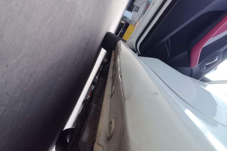 Used MG 5 2021 180 DVVT CVT Youth Luxury Edition Left Side Sill