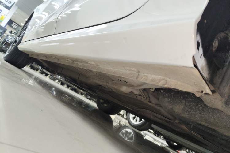 Used MG 5 2021 300TGI DCT Luxury Flagship Edition Left Side Sill