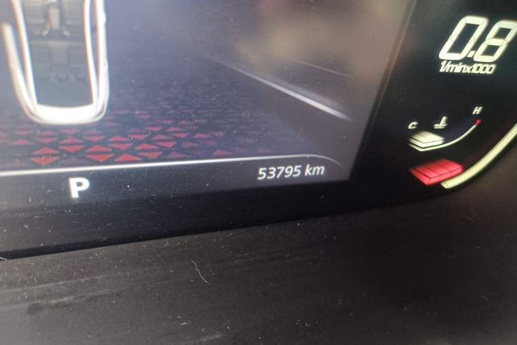 Used MG 5 2021 180 DVVT CVT Youth Luxury Edition Odometer Close Up
