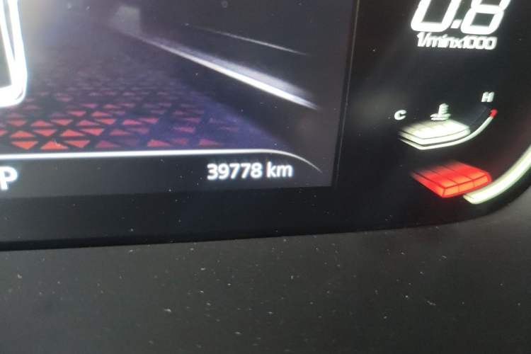 Used MG 5 2021 180 DVVT CVT Youth Luxury Edition Odometer Close Up