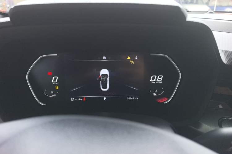 Used MG 5 2021 Revised Version 180 DVVT CVT Youth Luxury Edition Odometer Close Up
