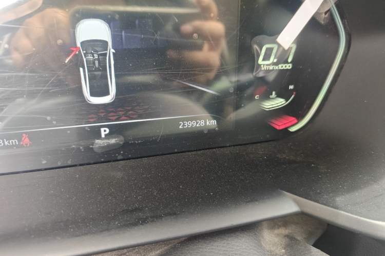 Used MG 5 2021 180 DVVT CVT Youth Luxury Edition Odometer Close Up