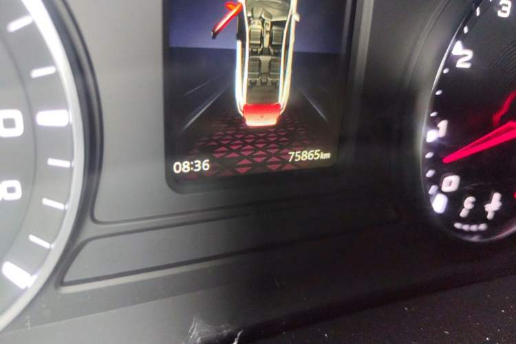 Used MG 5 2021 180 DVVT Manual Youth Luxury Edition Odometer Close Up