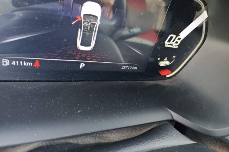 Used MG 5 2021 Revised Version 180 DVVT CVT Youth Luxury Edition Odometer Close Up