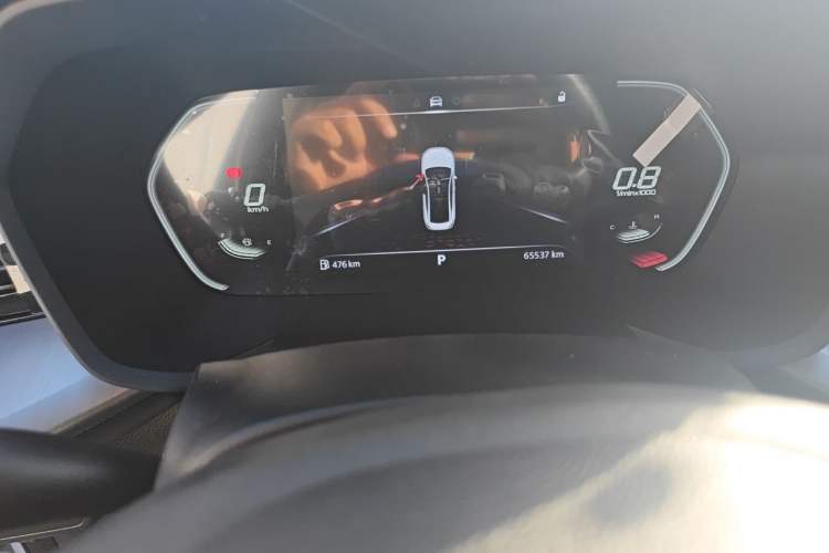 Used MG 5 2021 180 DVVT CVT Youth Luxury Edition Odometer Close Up