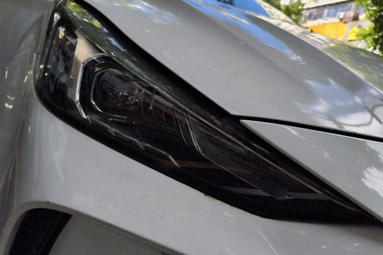 Used MG 5 2021 300TGI DCT Elegant Luxury Edition Right Front Headlight