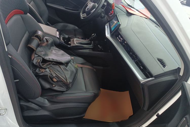 Used MG 5 2021 180 DVVT CVT Youthful Style Edition Right Front Seat