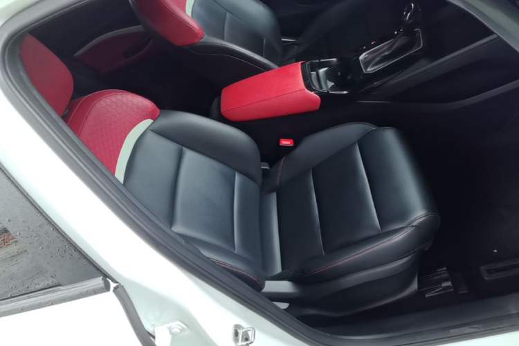 Used MG 5 2021 Revised Version 180 DVVT CVT Youth Luxury Edition Right Front Seat