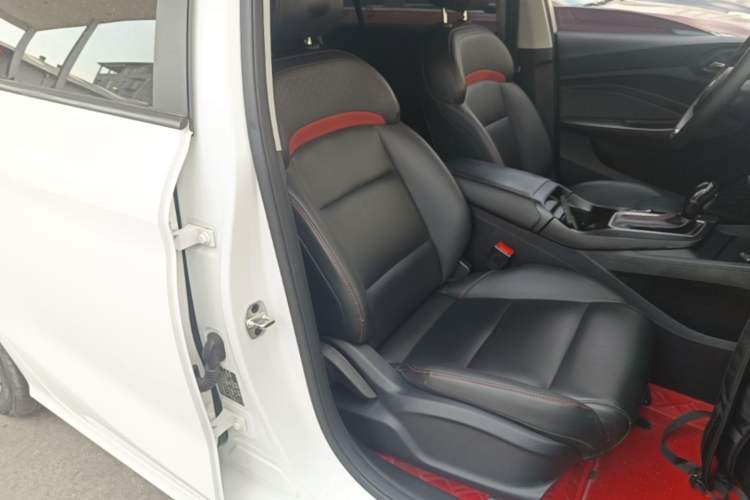 Used MG 5 2021 Revised Version 180 DVVT CVT Youth Luxury Edition Right Front Seat