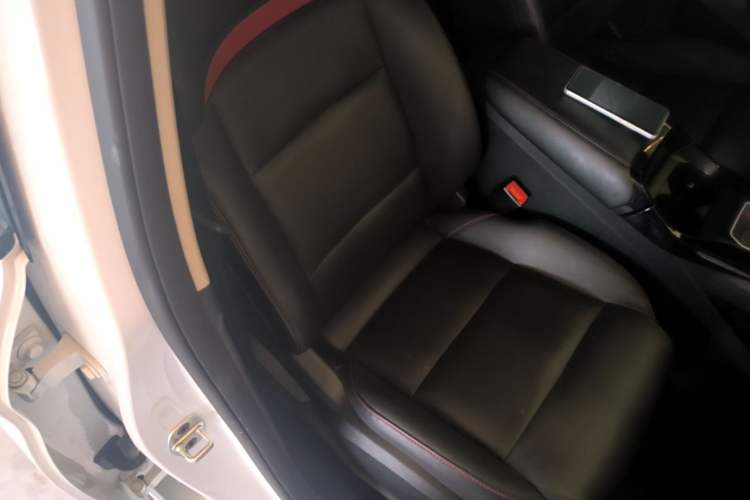 Used MG 5 2021 180 DVVT CVT Youth Luxury Edition Right Front Seat
