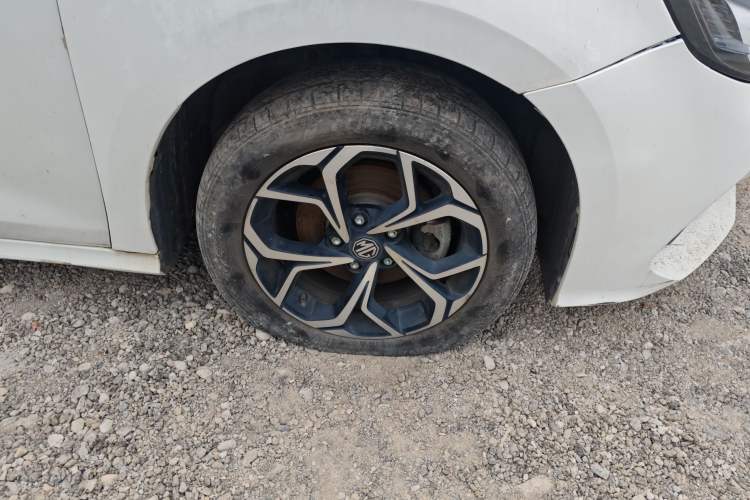 Used MG 5 2021 180 DVVT CVT Youth Luxury Edition Right Front Wheel Hub