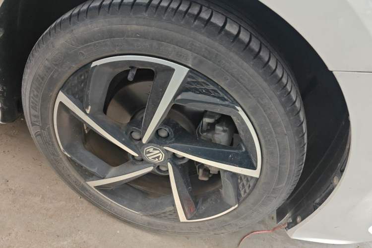 Used MG 5 2021 300TGI DCT Elegant Luxury Edition Right Front Wheel Hub
