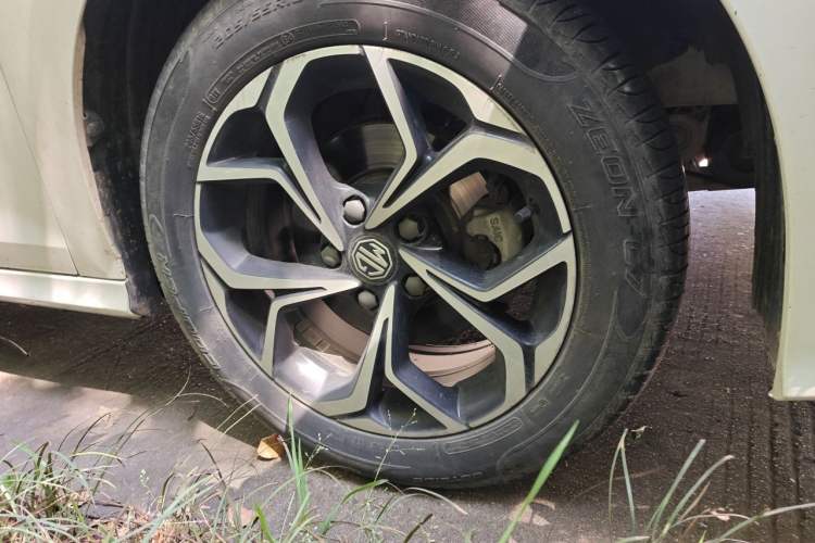 Used MG 5 2021 Revised Version 180 DVVT CVT Youth Luxury Edition Right Front Wheel Hub