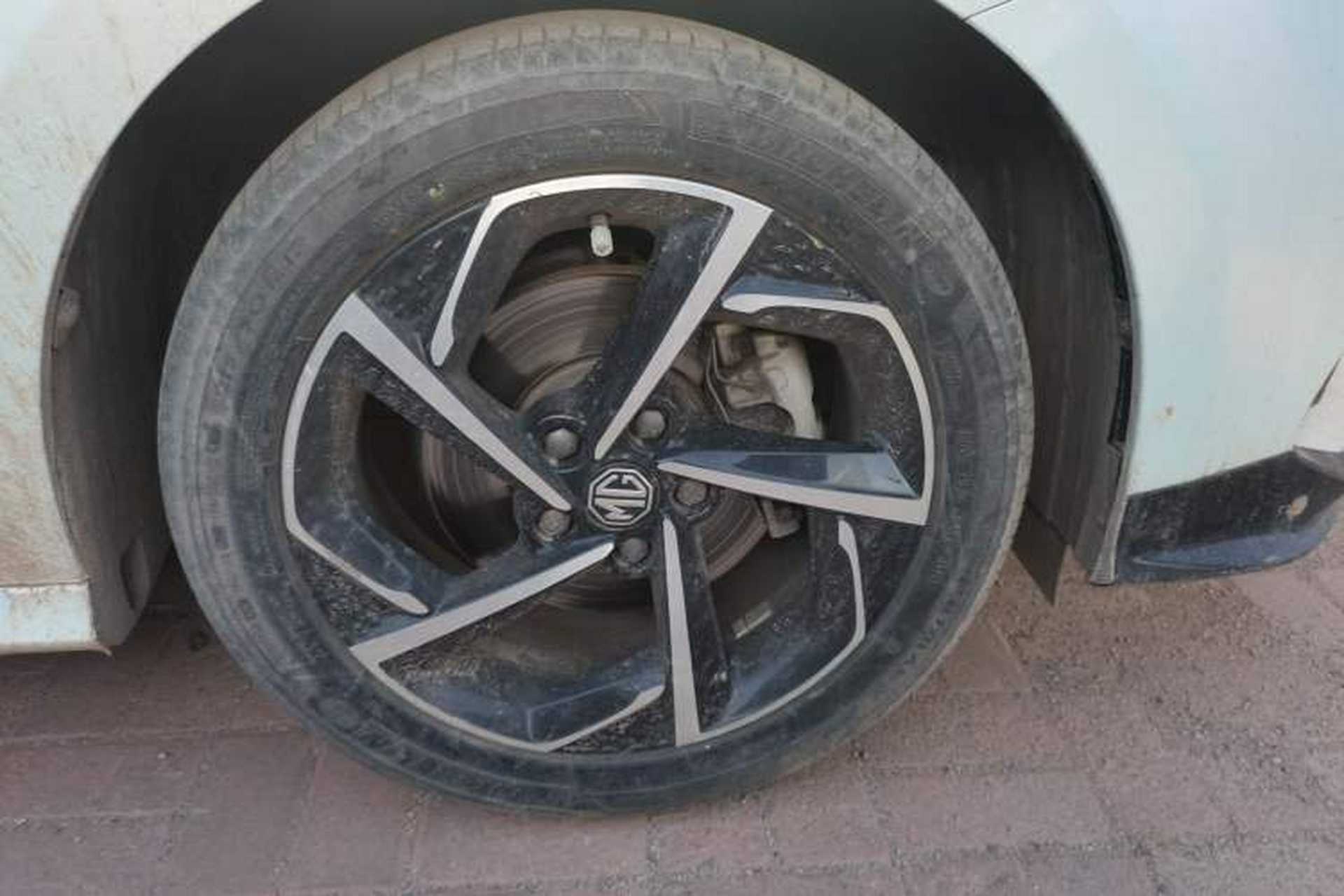 Used MG 5 2021 300TGI DCT Elegant Luxury Edition Right Front Wheel Hub