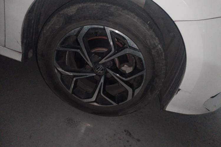 Used MG 5 2021 180 DVVT CVT Youth Luxury Edition Right Front Wheel Hub