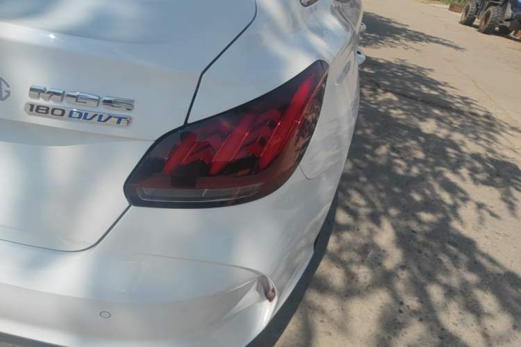 Used MG 5 2021 180 DVVT CVT Youthful Style Edition Right Rear Taillight