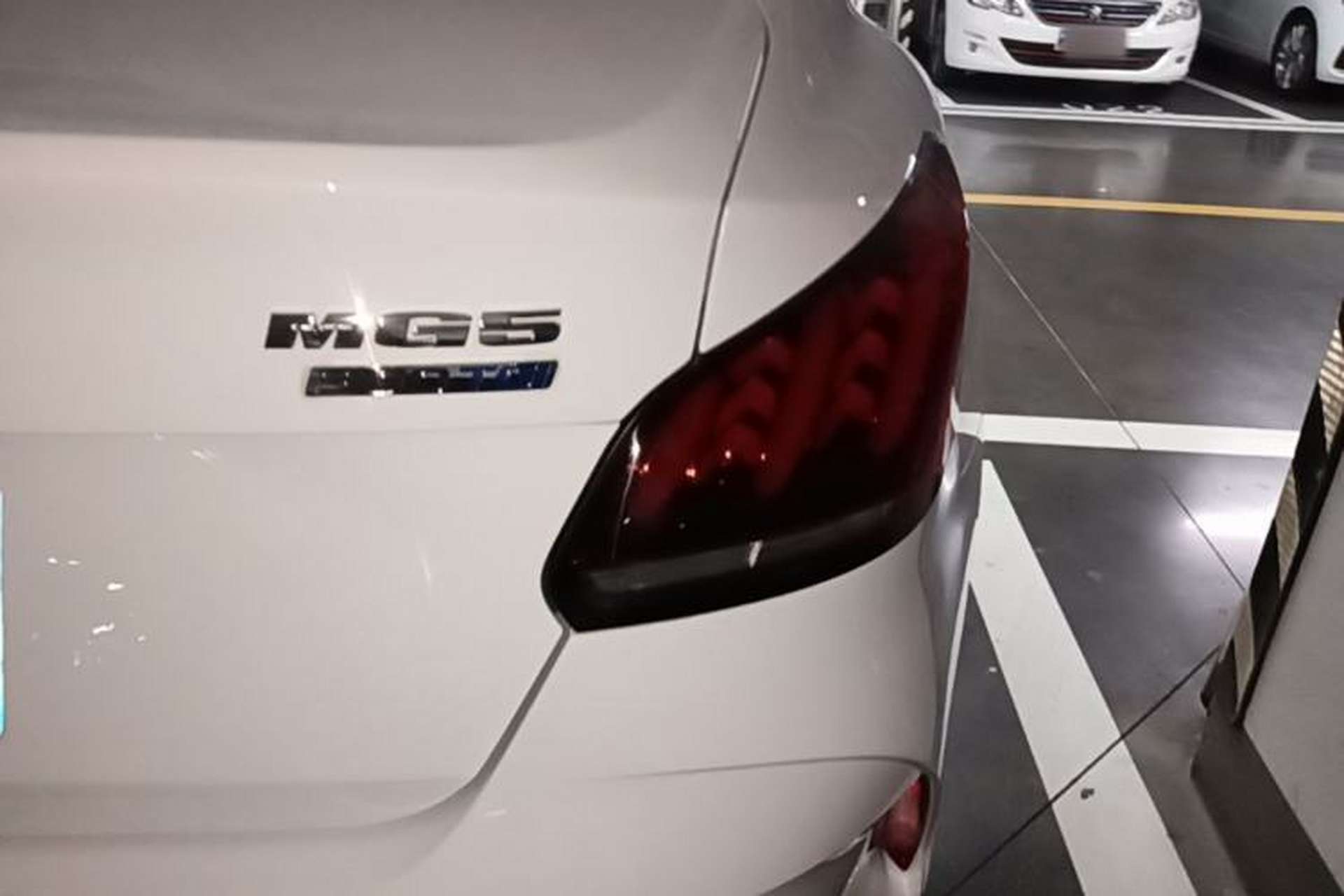 Used MG 5 2021 Revised 300TGI DCT Elegant Luxury Flagship Edition Right Rear Taillight