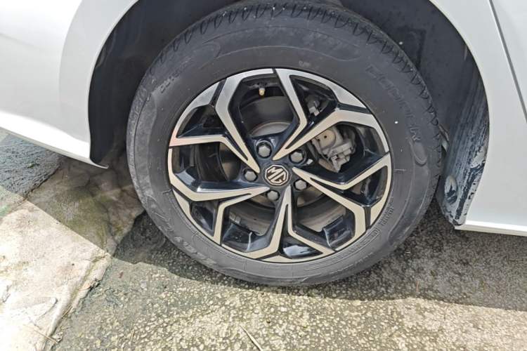 Used MG 5 2021 180 DVVT CVT Youth Luxury Edition Right Rear Wheel Hub