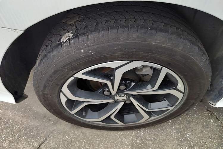 Used MG 5 2021 180 DVVT Manual Youth Luxury Edition Right Rear Wheel Hub