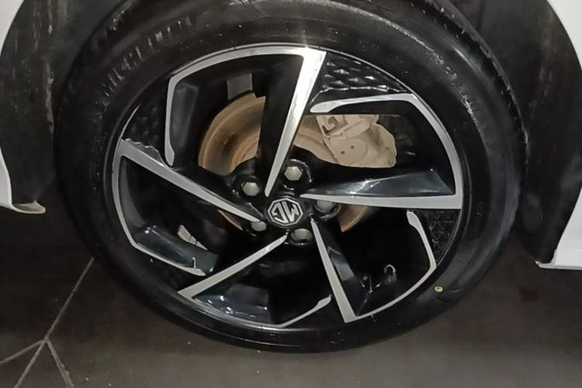Used MG 5 2021 Revised 300TGI DCT Elegant Luxury Flagship Edition Right Rear Wheel Hub