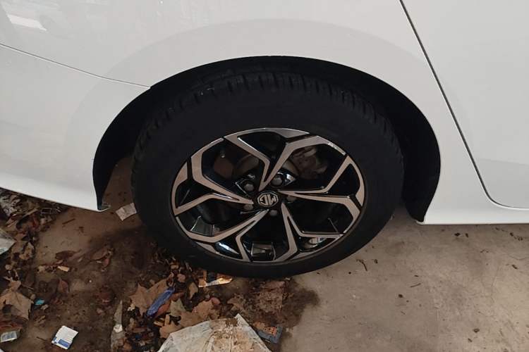 Used MG 5 2021 Revised Version 180 DVVT CVT Youth Luxury Edition Right Rear Wheel Hub