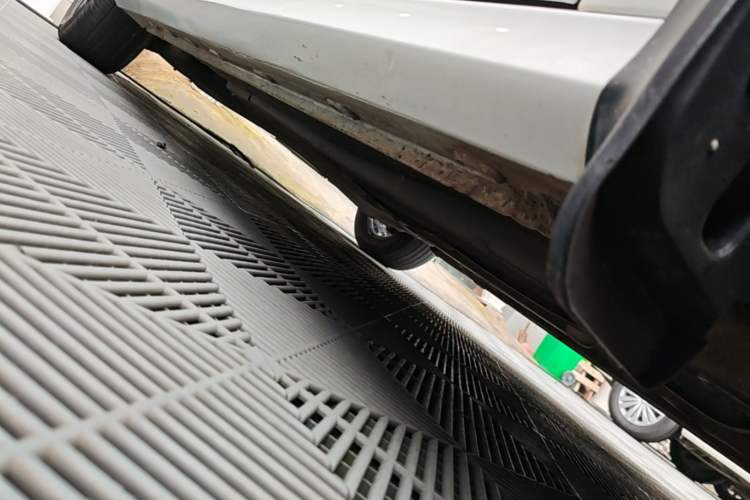 Used MG 5 2021 Revised Version 180 DVVT CVT Youth Luxury Edition Right Side Sill