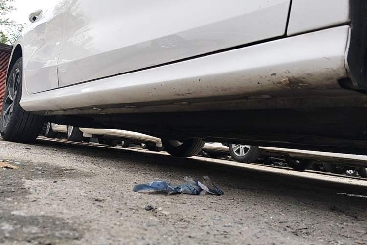 Used MG 5 2021 180 DVVT CVT Youth Luxury Edition Right Side Sill