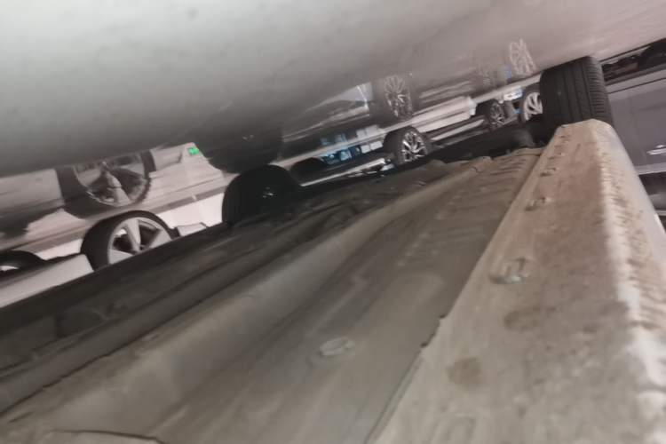 Used MG 5 2021 180 DVVT CVT Youth Luxury Edition Right Side Sill