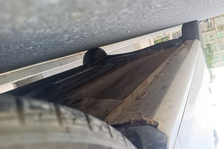 Used MG 5 2021 Revised Version 180 DVVT CVT Youth Luxury Edition Right Side Sill