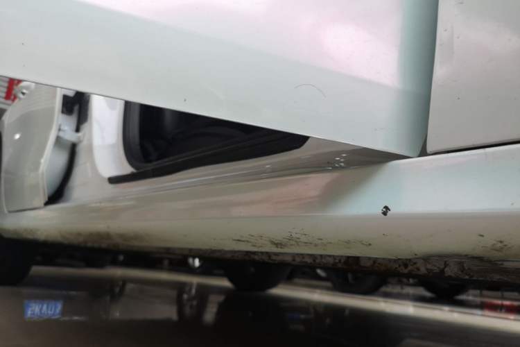 Used MG 5 2021 300TGI DCT Elegant Luxury Edition Right Side Sill